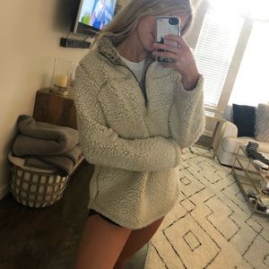 GreenTea Sherpa pull over